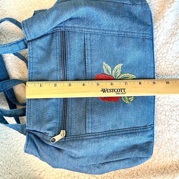 Gold Coast Women's  Shoulder bag .Foral Applique Blue Denim  LIGHT WEIGHT - Picture 6 of 8